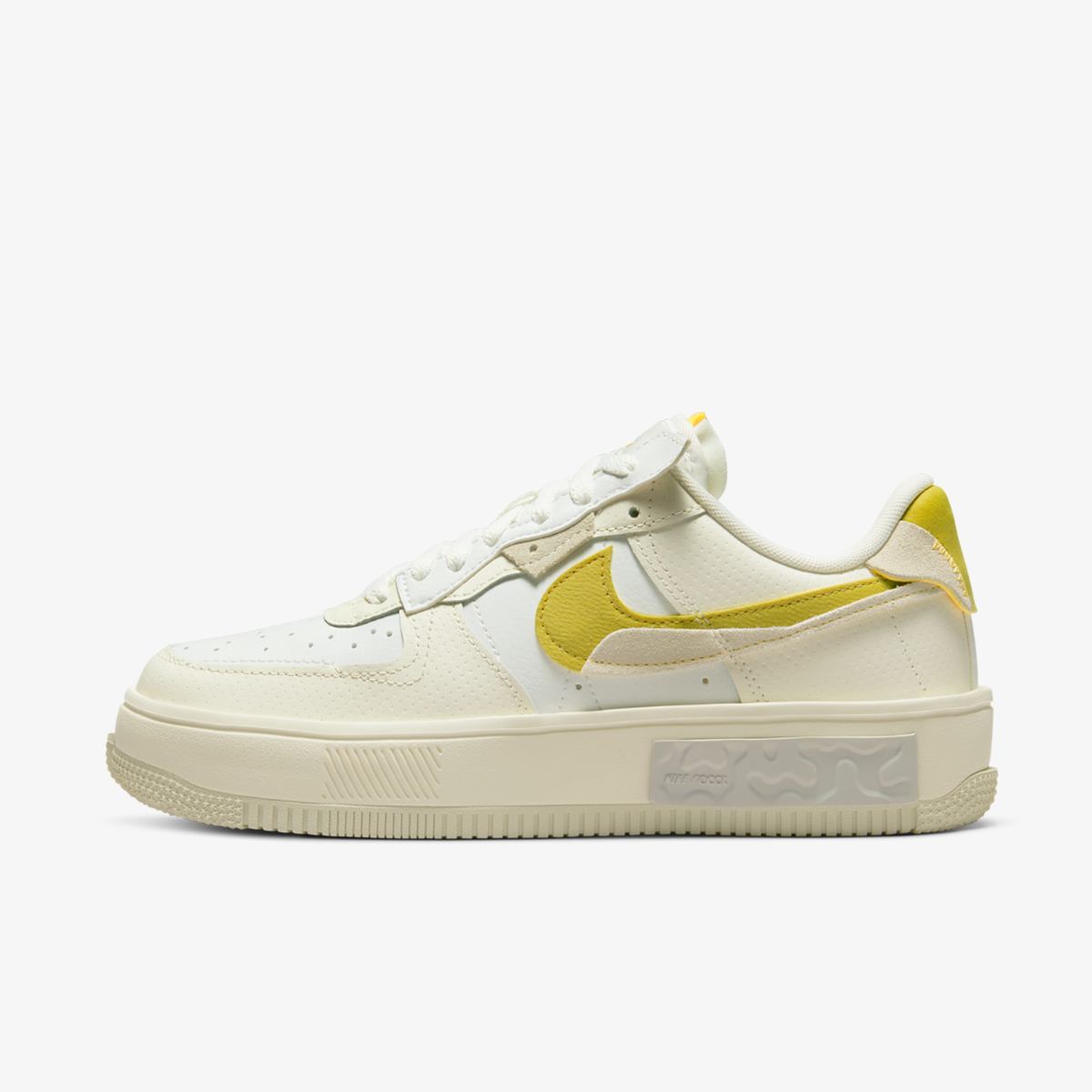 SNEAKERS WMNS NIKE AIR FORCE 1 FONTANKA (DV6984-100)