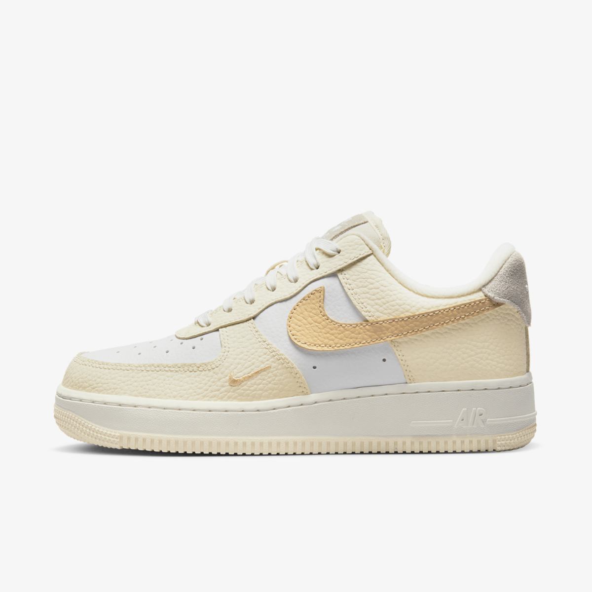 SNEAKERS WMNS NIKE AIR FORCE 1 LO 07 (DX8953-100)