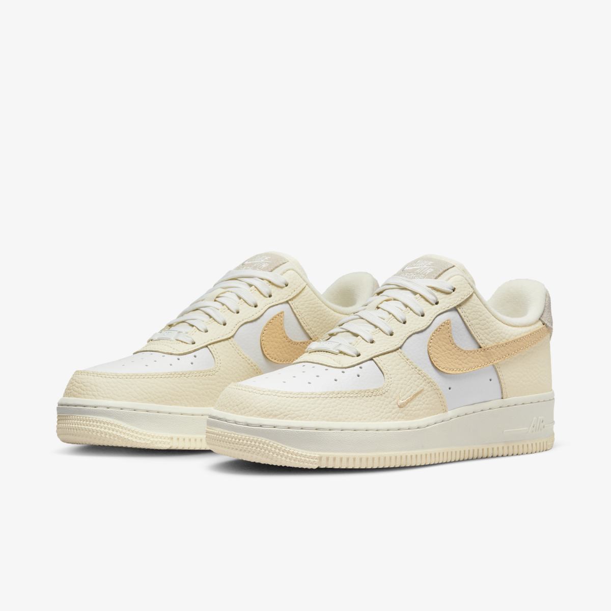 SNEAKERS WMNS NIKE AIR FORCE 1 LO 07 (DX8953-100)
