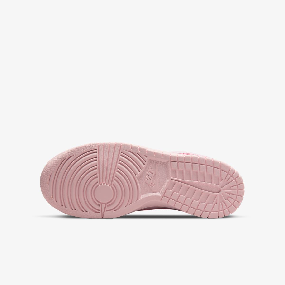 КРОСІВКИ NIKE DUNK LOW SE (GS) (921803-601)