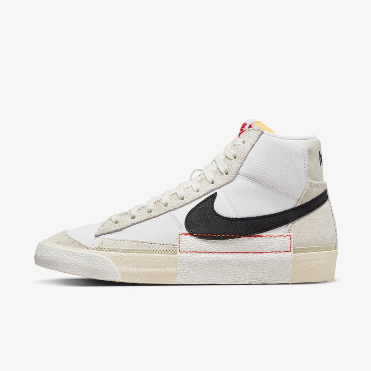 КРОСІВКИ NIKE BLAZER MID 77 PRO CLUB (DQ7673-100)