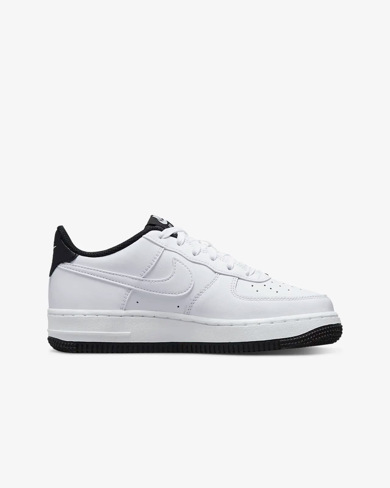 КРОСІВКИ NIKE AIR FORCE 1 ESS (GS) (DV1331-100)