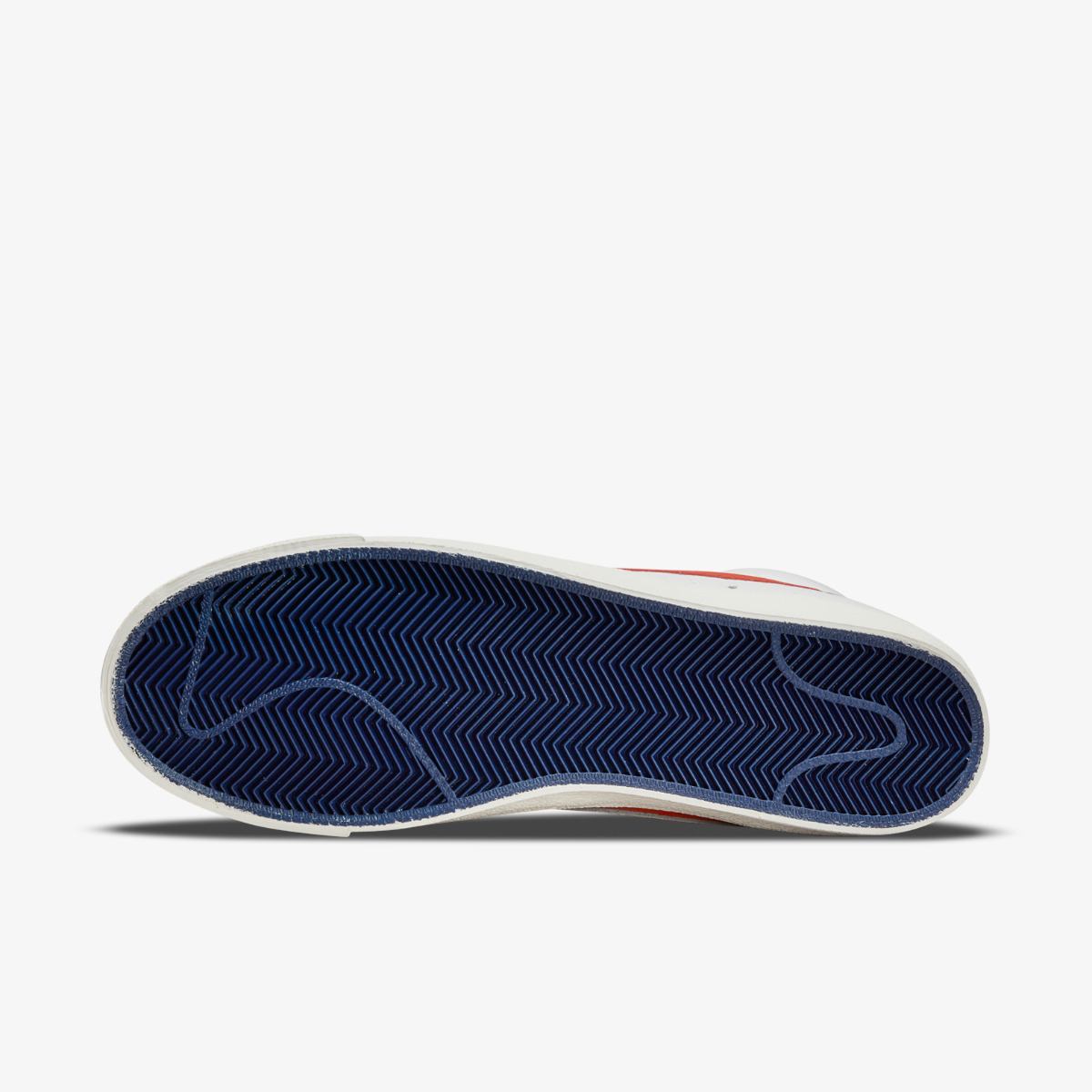 КРОСІВКИ NIKE BLAZER MID 77 EMB (DD8025-100)