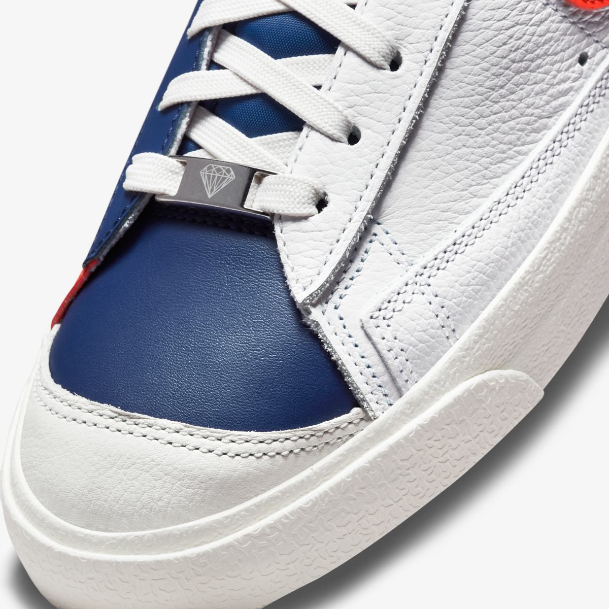 КРОСІВКИ NIKE BLAZER MID 77 EMB (DD8025-100)