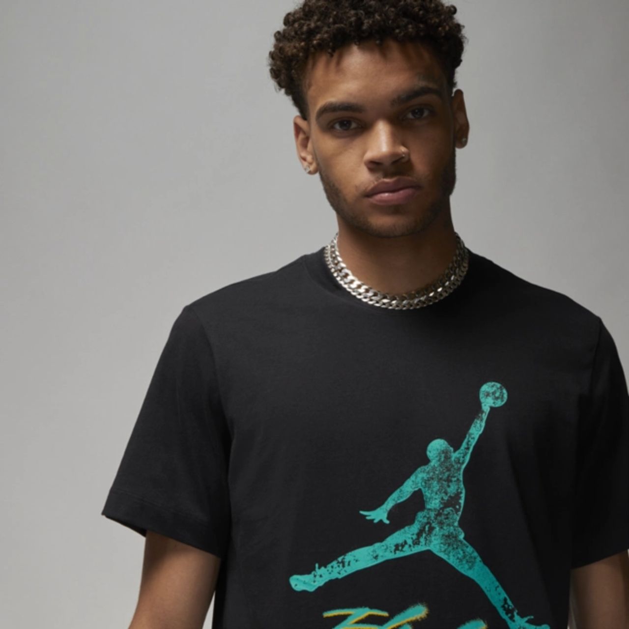 ФУТБОЛКА JORDAN M J ESS JUMPMAN SS CREW (DQ7376-010)