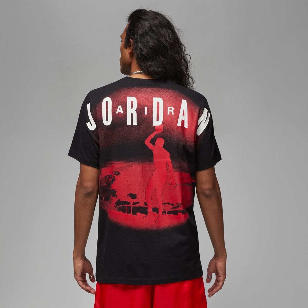 ФУТБОЛКА JORDAN M J ESS SS CREW (DV8422-010)