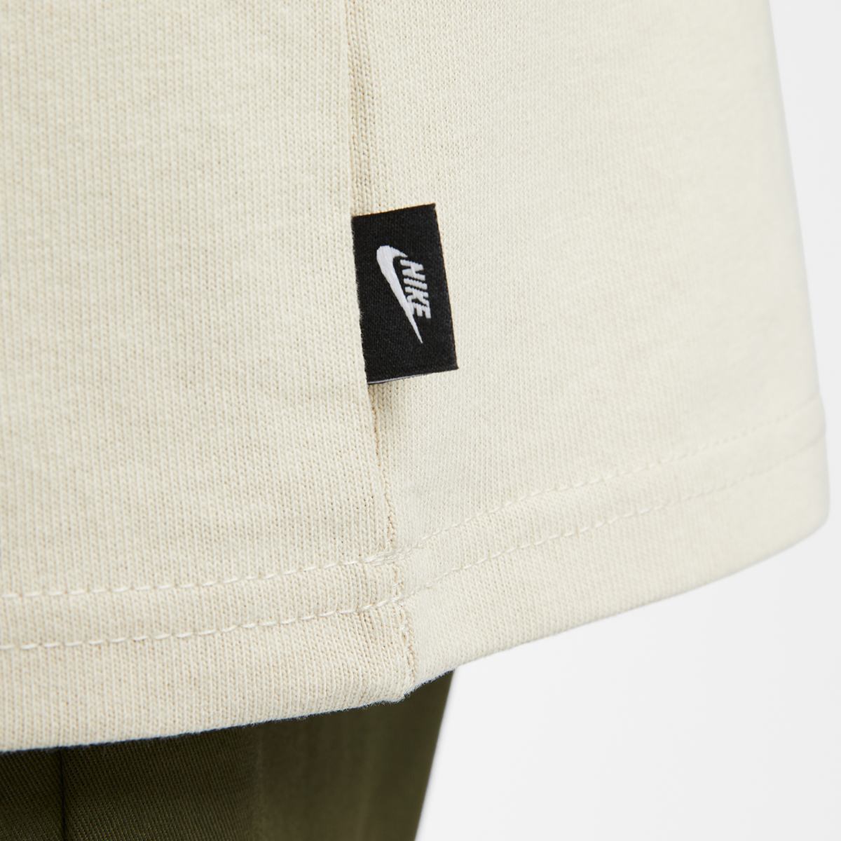 МУЖСКАЯ ФУТБОЛКА NIKE M NSW PREM ESSNTL SUST TEE (DO7392-206)