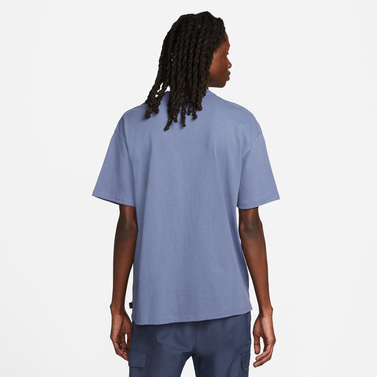 МУЖСКАЯ ФУТБОЛКА NIKE M NSW PREM ESSNTL SUST TEE (DO7392-491)