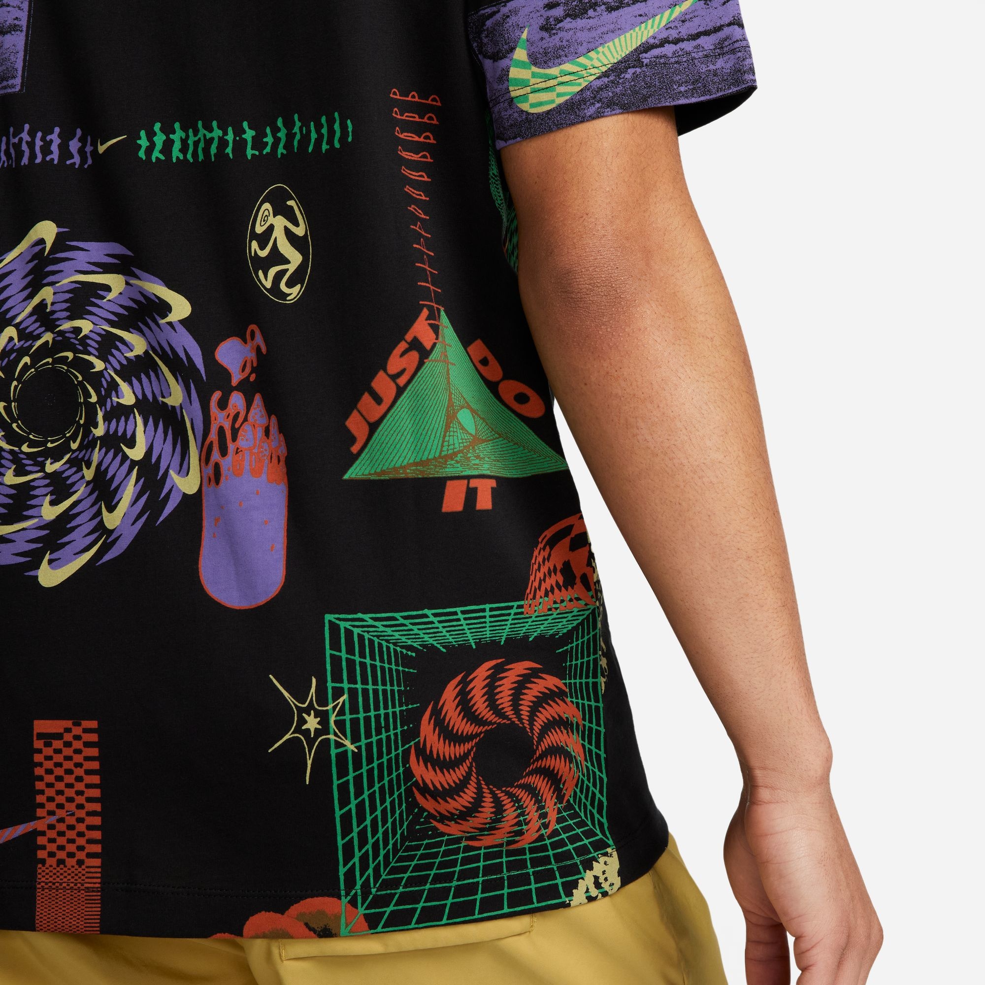 ФУТБОЛКА NIKE M NSW TEE FESTIVAL AOP (FB9780-010)