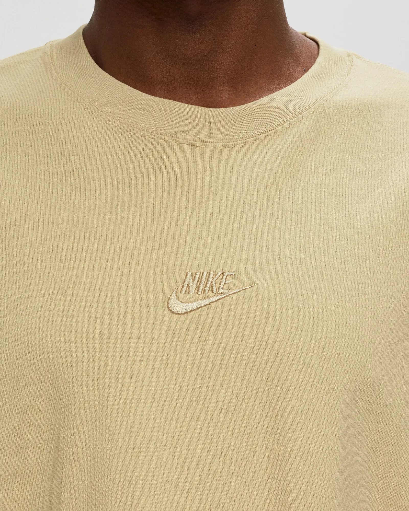 ФУТБОЛКА NIKE M NSW TEE OS PREM ESSNTL SUST (FB9766-783)