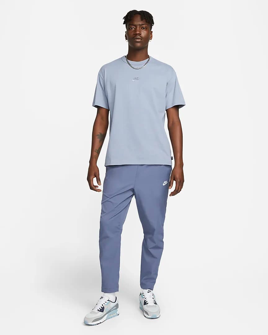 МУЖСКАЯ ФУТБОЛКА NIKE M NSW PREM ESSNTL SUST TEE (DO7392-493)