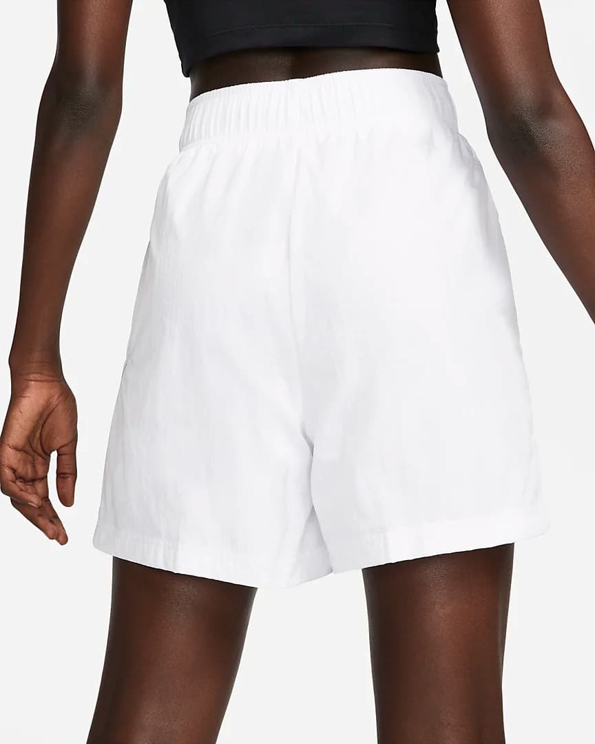 SHORTS NIKE W NSW ESSNTL WVN HR SHORT HBR (DM6739-100)
