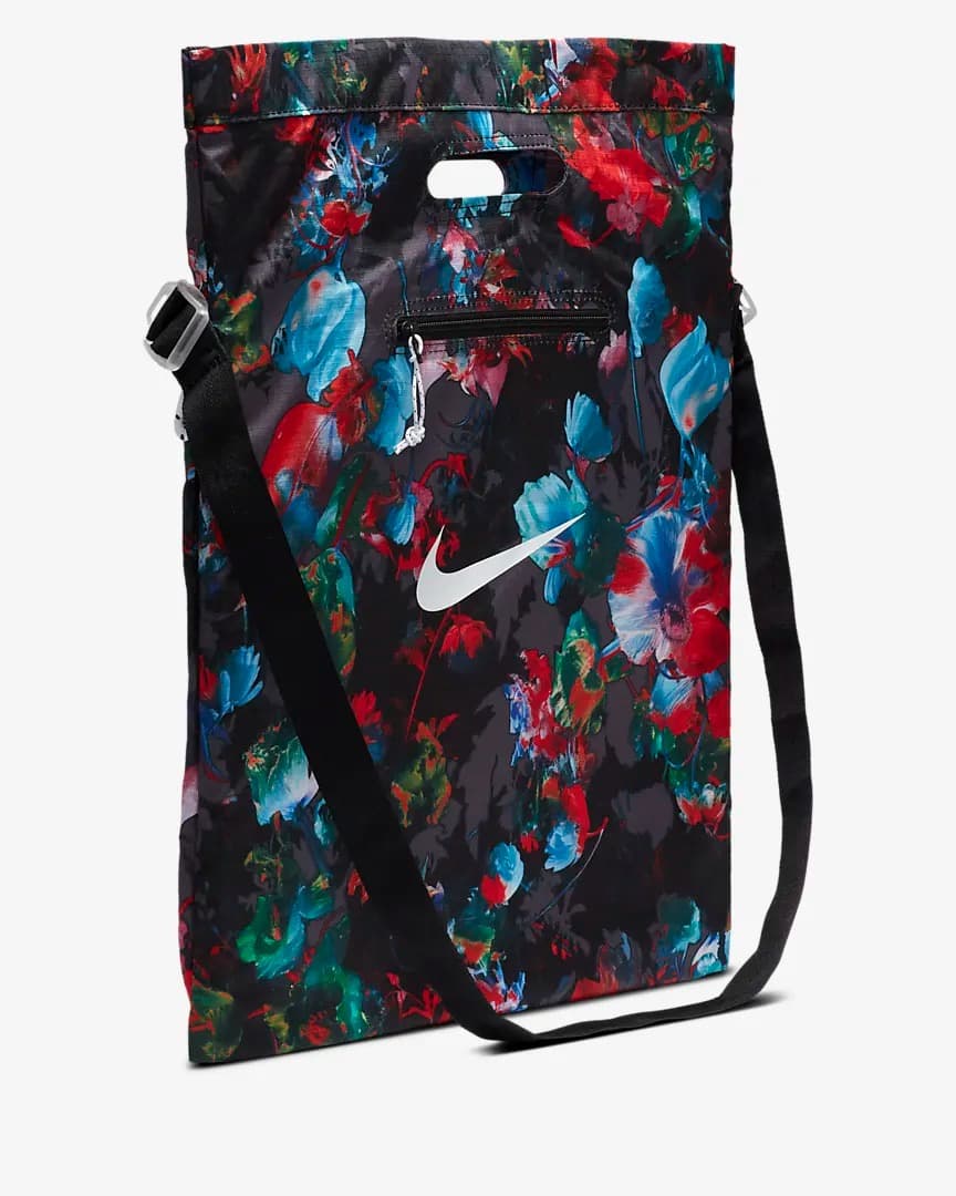 СУМКА НА ПЛЕЧО NIKE NK STASH TOTE - AOP (DV3089-010)