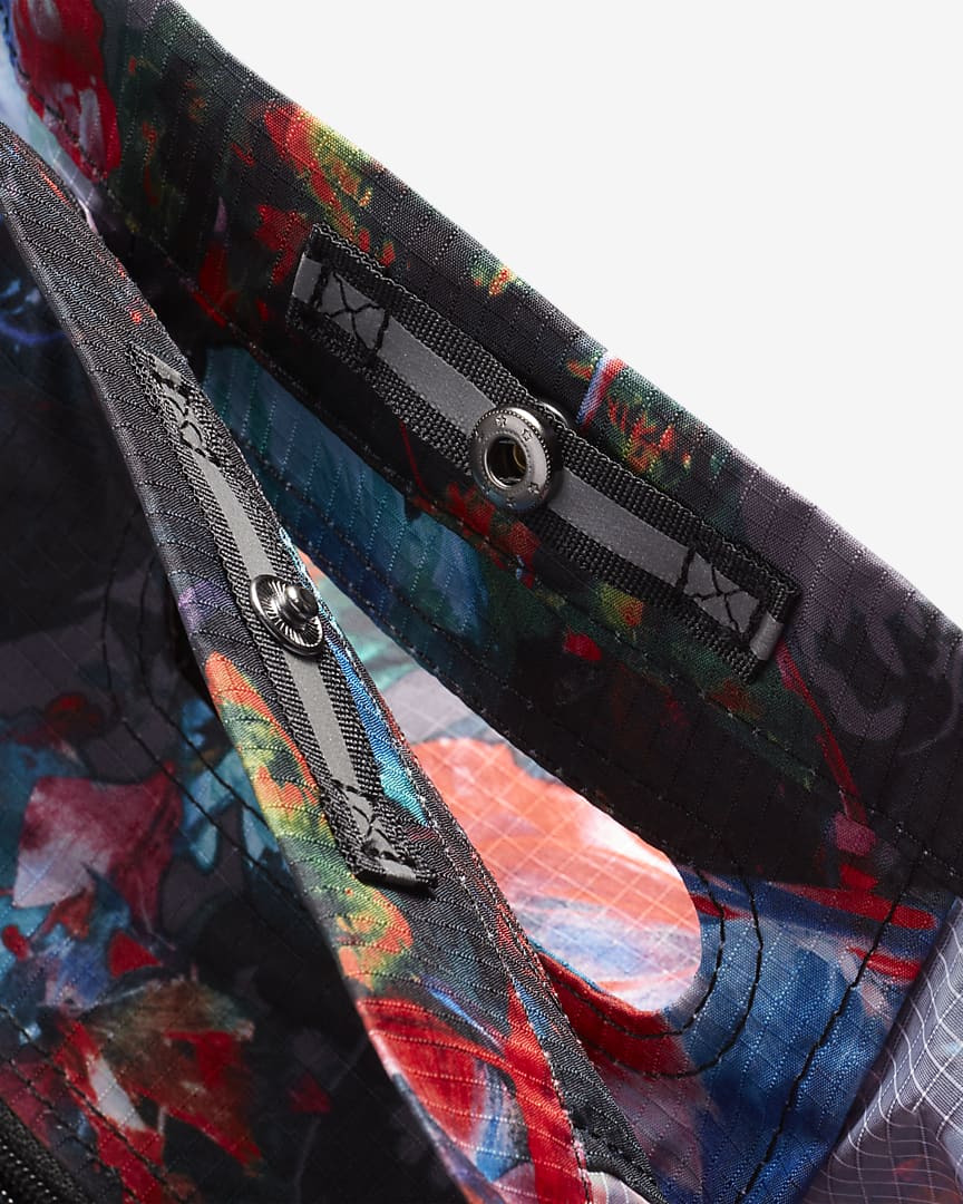 СУМКА НА ПЛЕЧО NIKE NK STASH TOTE - AOP (DV3089-010)