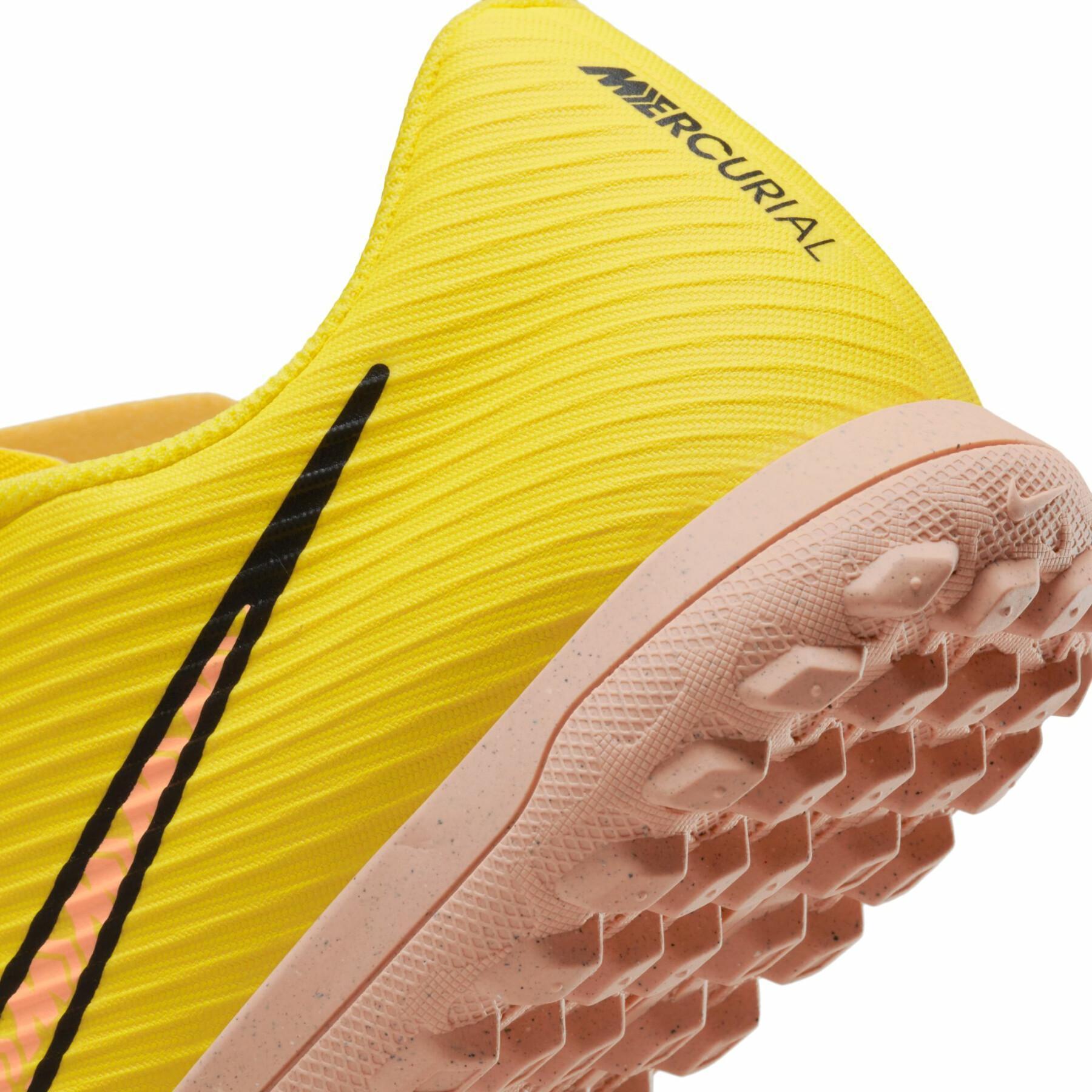 СОРОКОНОЖКИ NIKE VAPOR 15 CLUB TF (DJ5968-780)