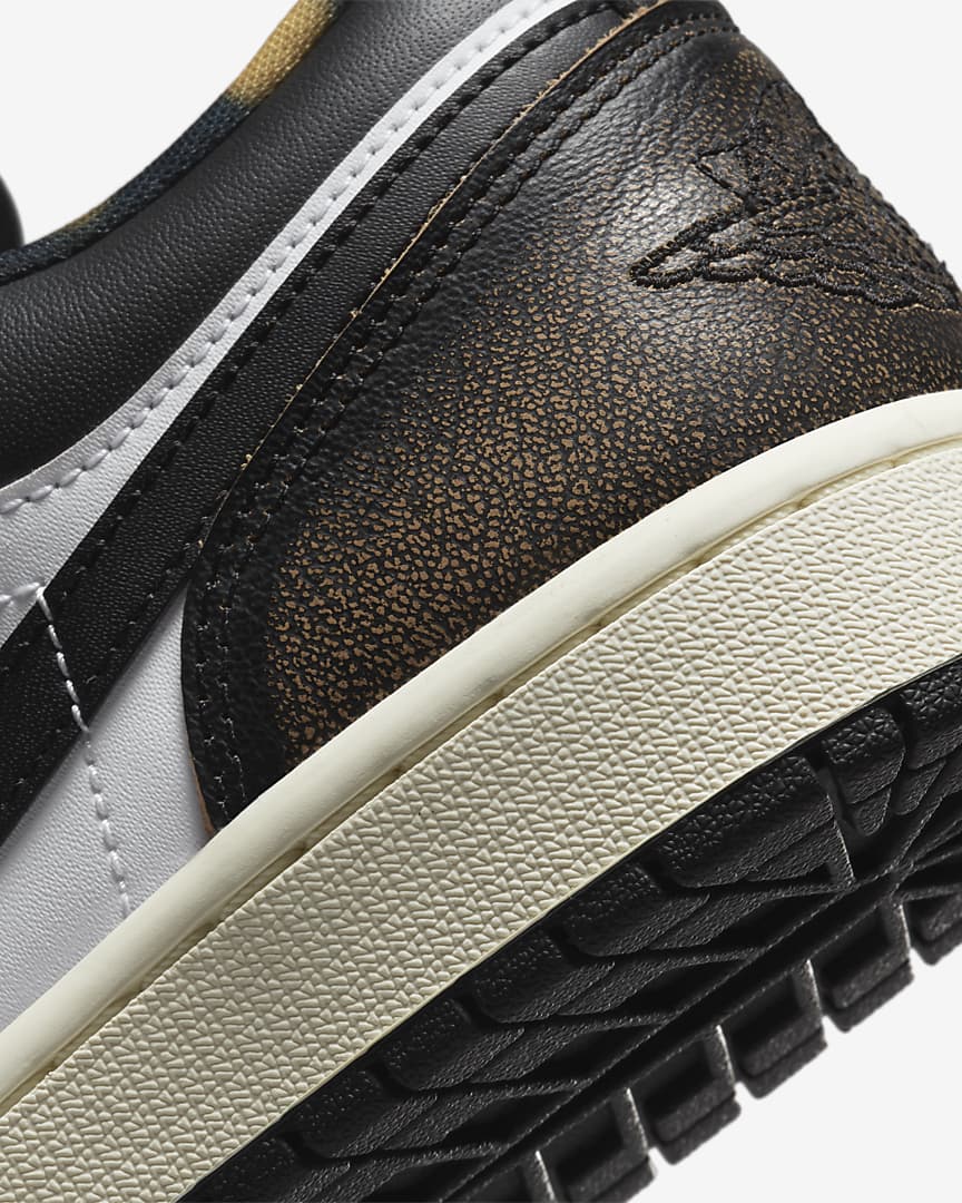 AIR JORDAN 1 LOW SE SNEAKERS (DQ8422-001)
