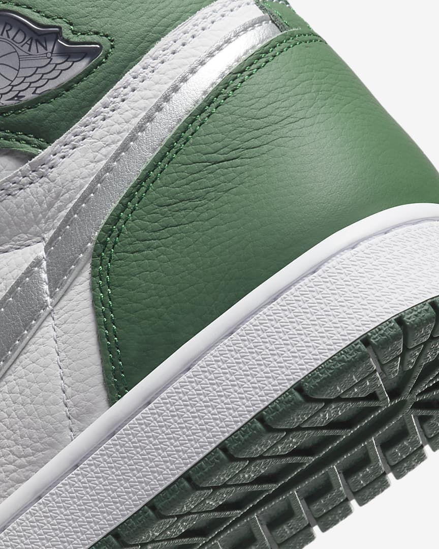 AIR JORDAN 1 RETRO HIGH OG SNEAKERS (DZ5485-303)