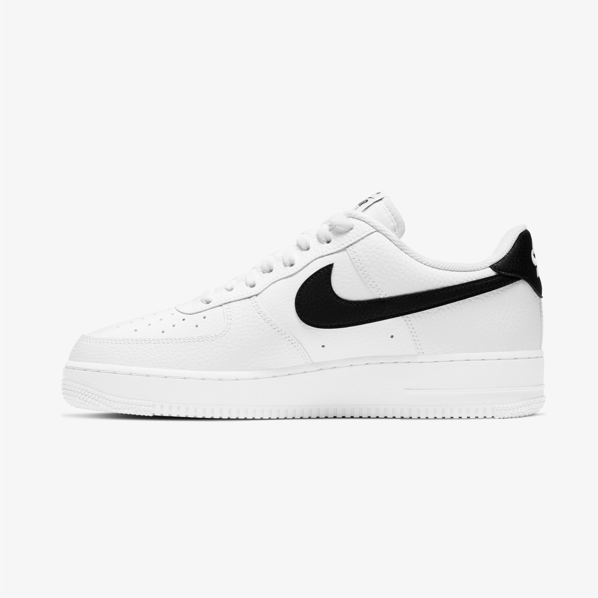 SNEAKERS NIKE W AIR FORCE 1 07 (DD8959-103)