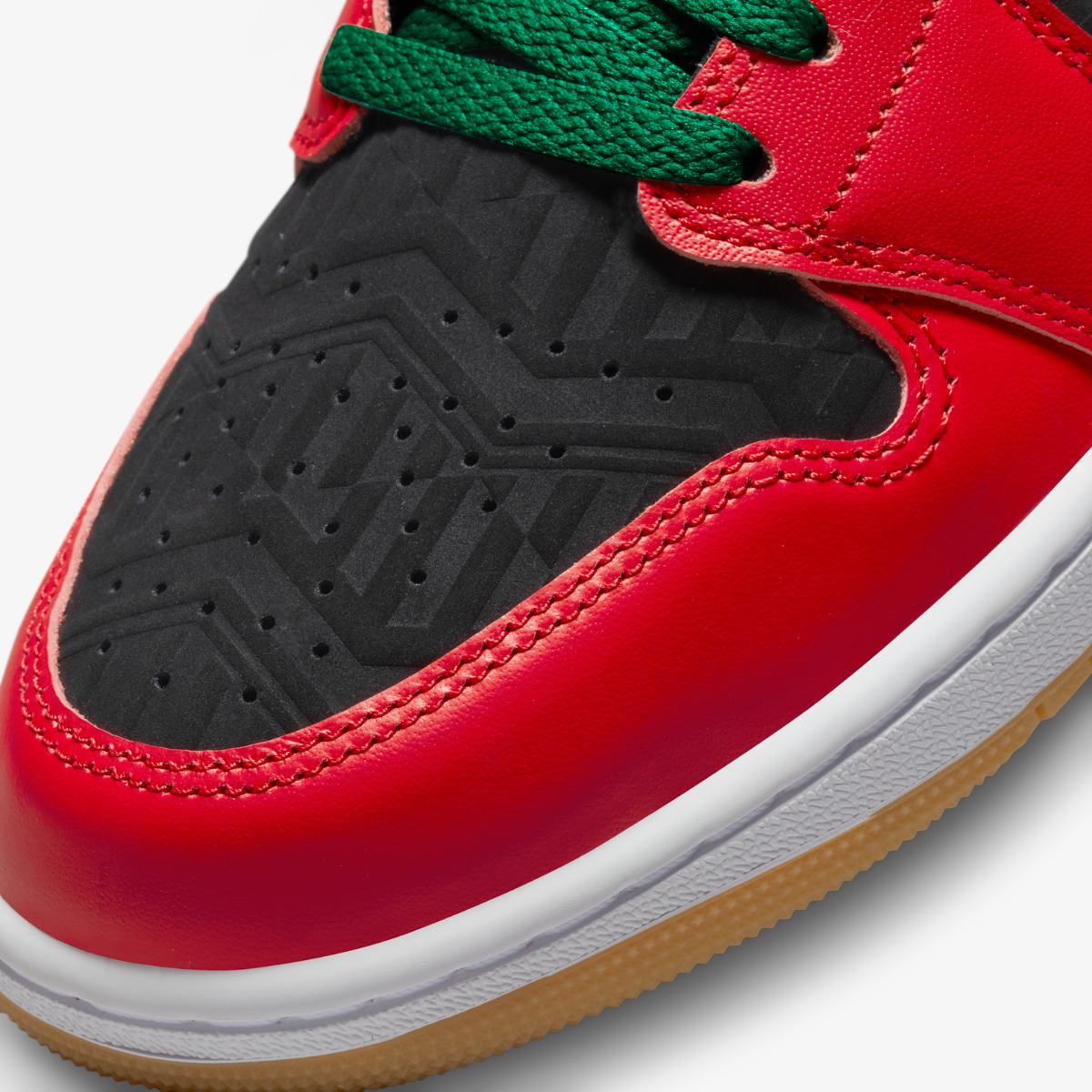 AIR JORDAN 1 MID SE SNEAKERS (DQ8417-006)