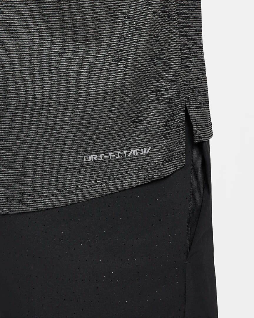 ФУТБОЛКА NIKE M NK DFADV RUN DVN TECHKNIT SS (DM4765-010)
