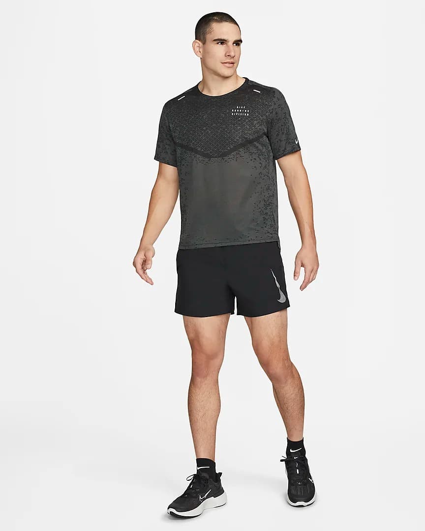 ФУТБОЛКА NIKE M NK DFADV RUN DVN TECHKNIT SS (DM4765-010)