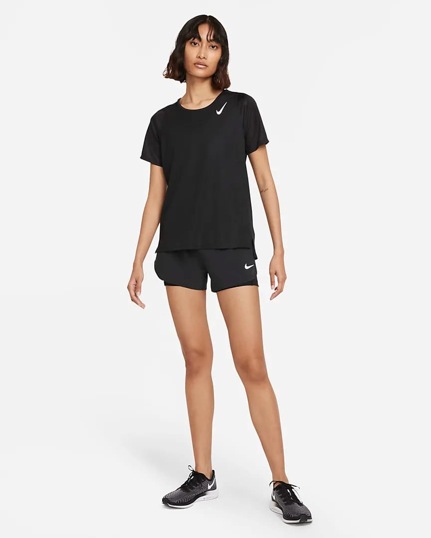 ФУТБОЛКА NIKE W NK FAST DF SS TOP (DD5927-010)