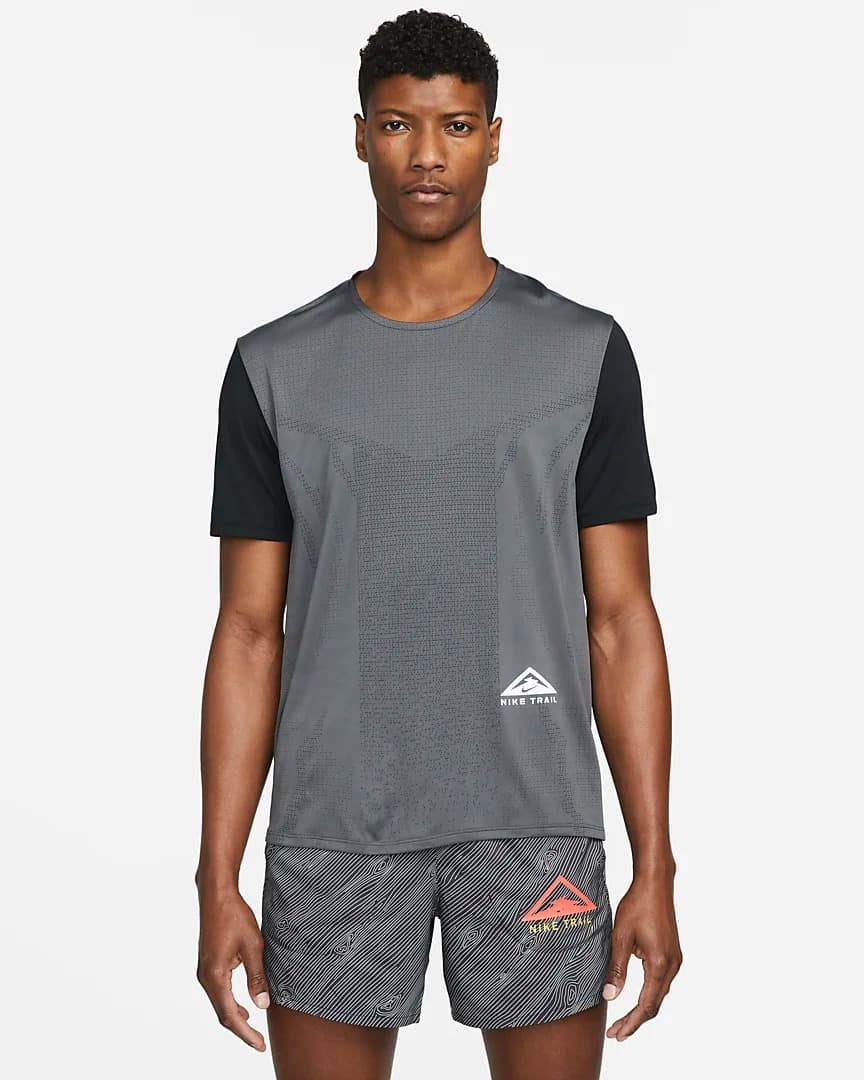 ЧОЛОВІЧА ФУТБОЛКА NIKE M NK DF TRAIL RISE 365 SS (DM4646-010)