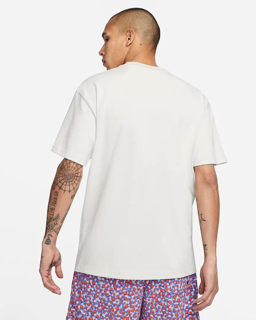 ФУТБОЛКА NIKE M NSW TEE M90 BRING IT OUT GFX (FB9813-072)