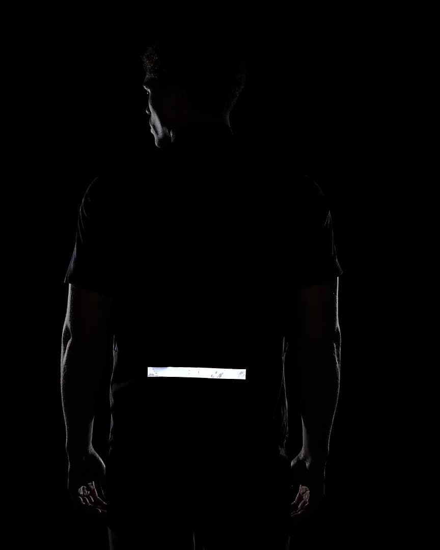 ЖИЛЕТКА NIKE M NK RPL RUN DVN VEST (DX0847-010)