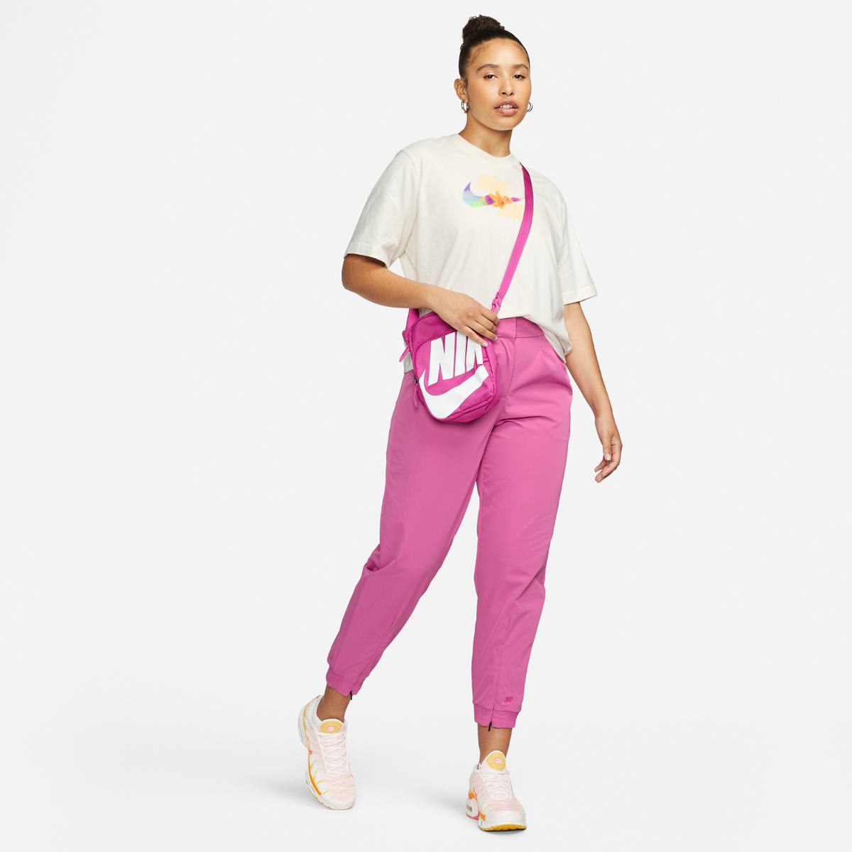 ФУТБОЛКА W NIKE NSW TEE OC 3 BOXY (FB8191-133)