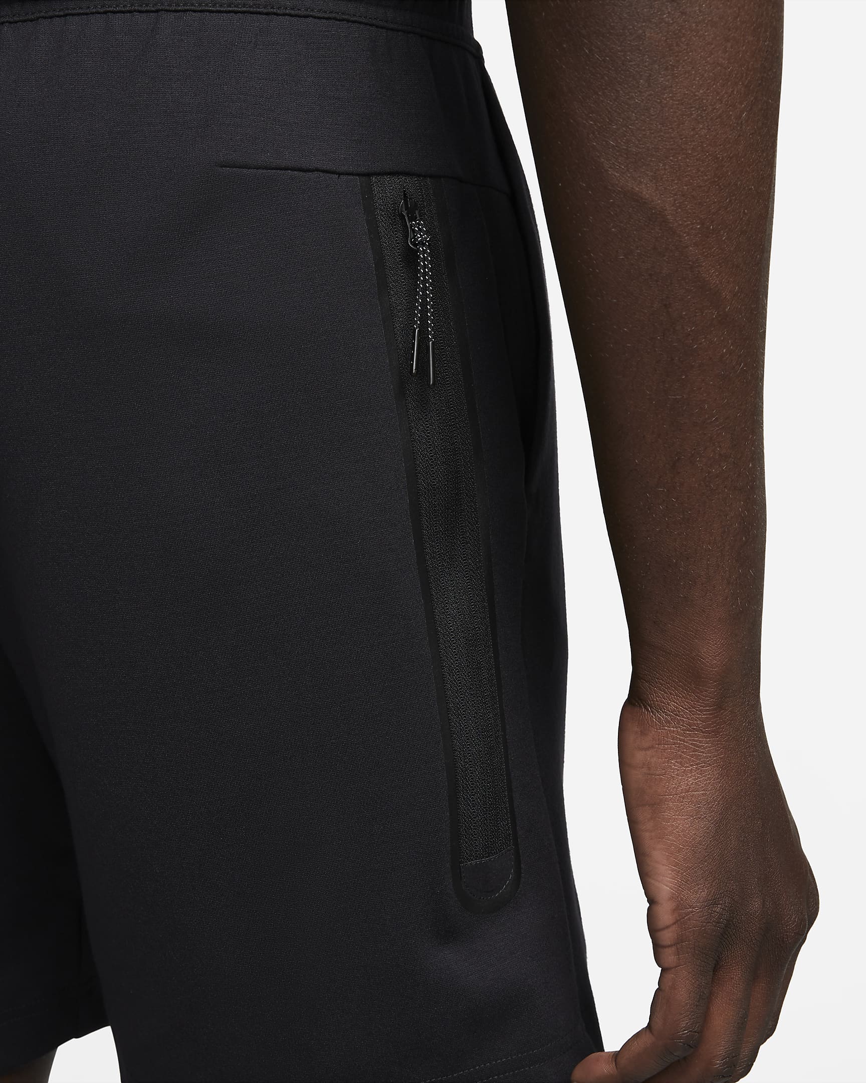 ШОРТЫ NIKE M NK TECH LGHTWHT SHORT (DX0828-010)