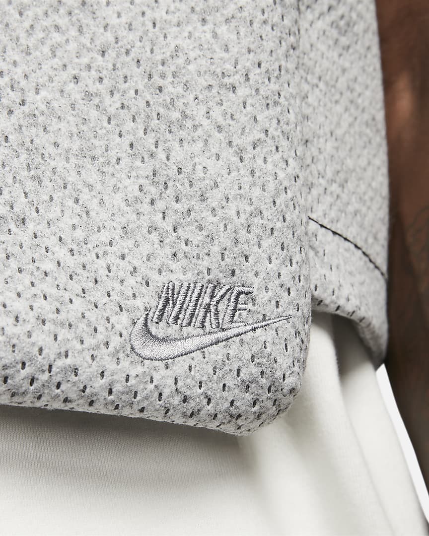 ЖИЛЕТКА NIKE M NSW TP UTILITY VEST NKFWD (DX9403-077)