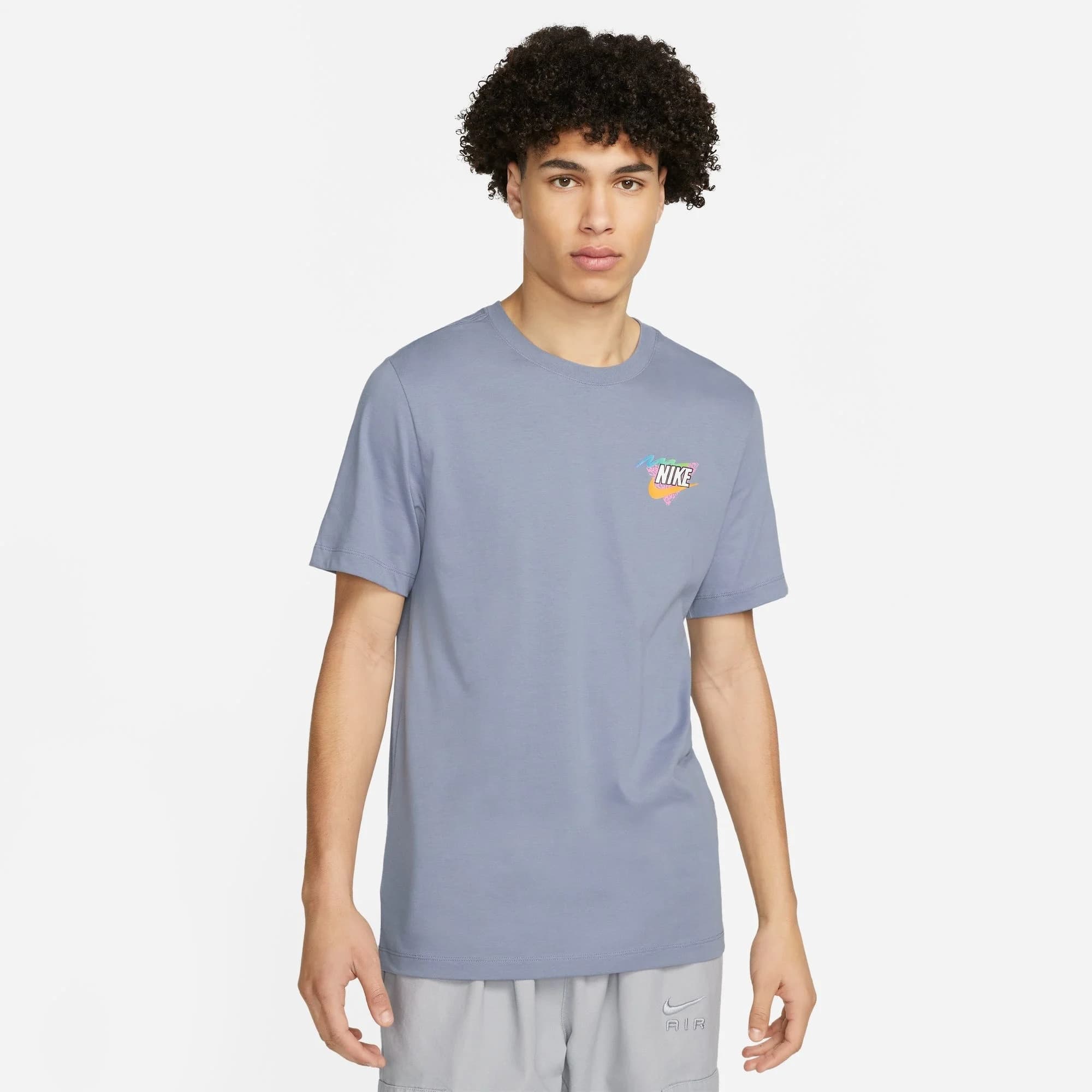 ФУТБОЛКА NIKE M NSW TEE BEACH PUG LBR (FD6636-493)