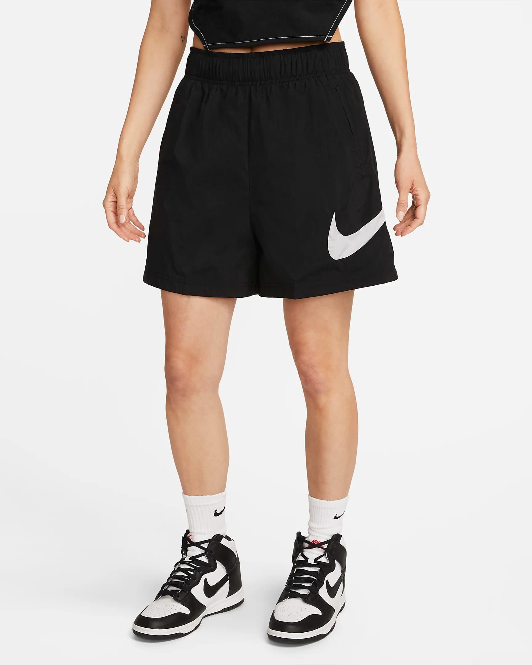 SHORTS NIKE W NSW ESSNTL WVN HR SHORT HBR (DM6739-010)