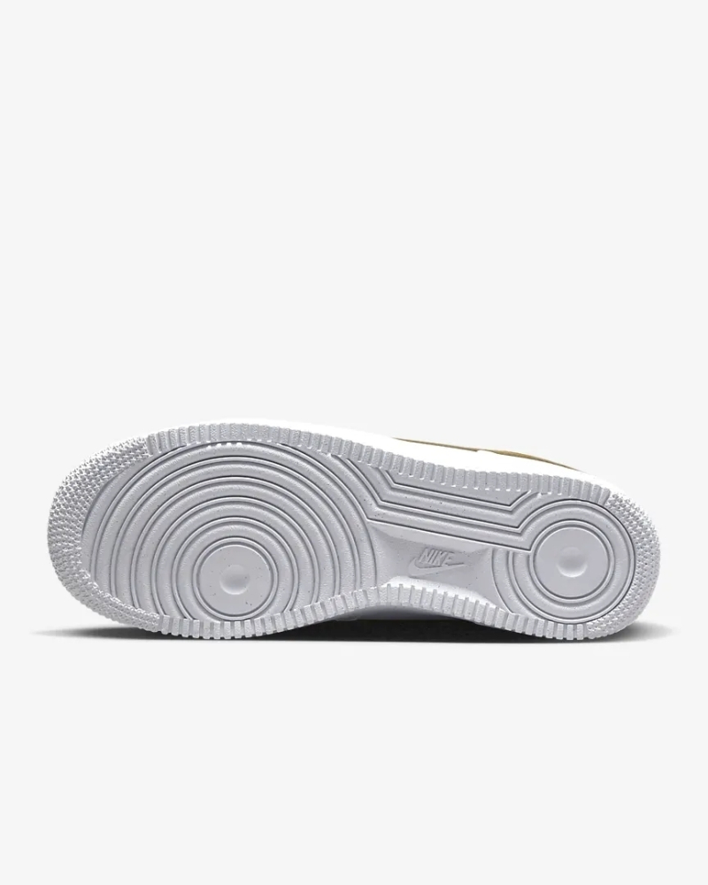 SNEAKERS W NIKE AIR FORCE 1 07 NEXT NATURE (DN1430-104)