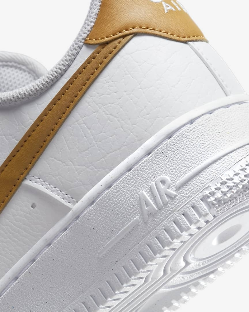 SNEAKERS W NIKE AIR FORCE 1 07 NEXT NATURE (DN1430-104)