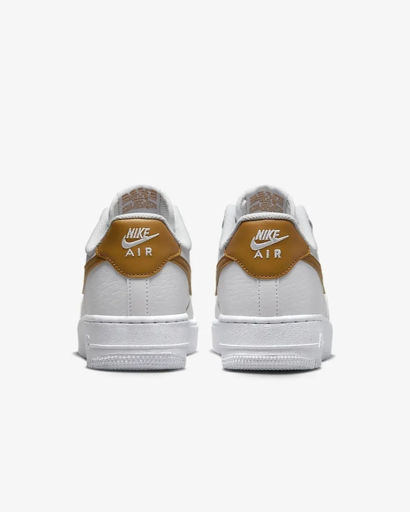 SNEAKERS W NIKE AIR FORCE 1 07 NEXT NATURE (DN1430-104)