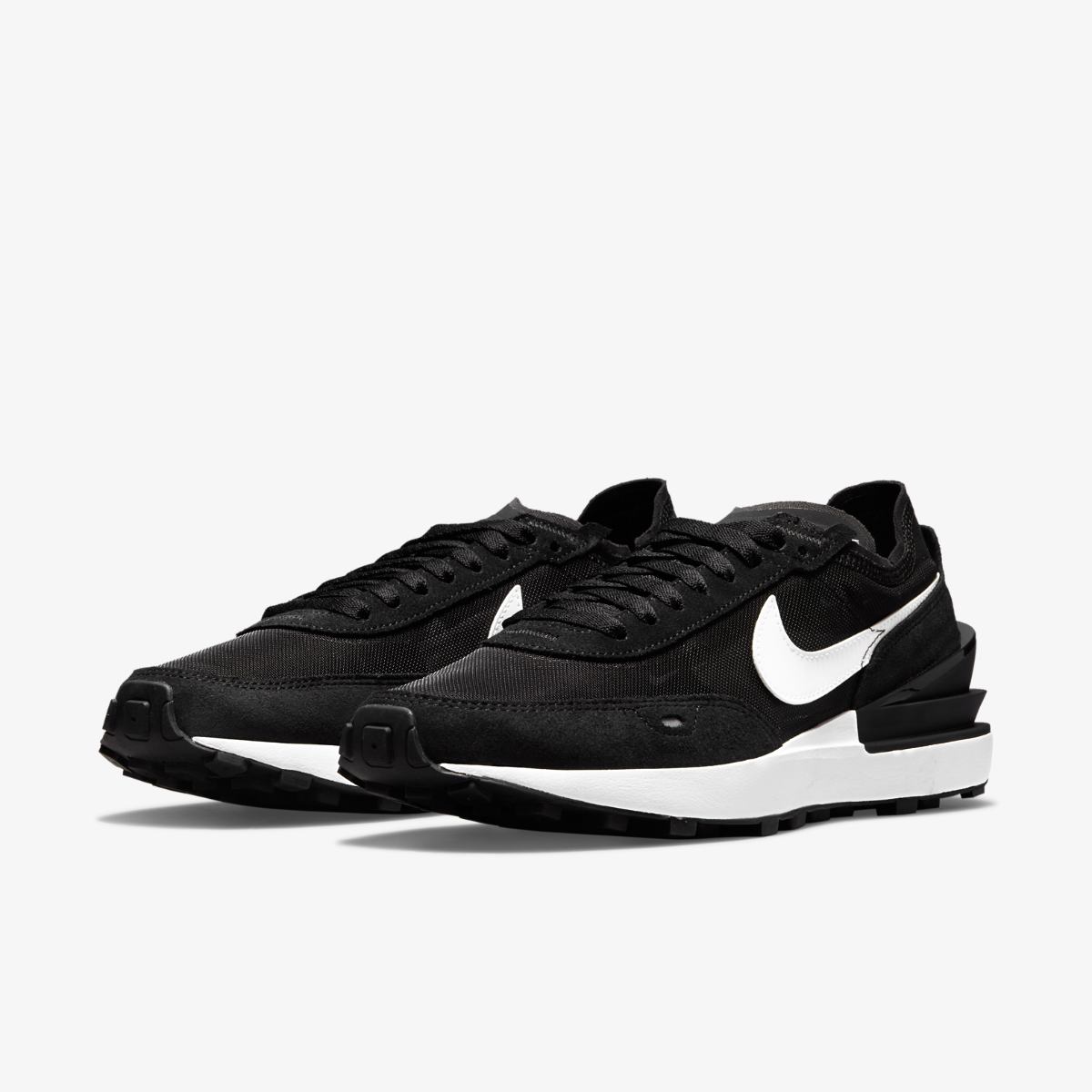 WMNS NIKE WAFFLE ONE SNEAKERS (DC2533-001)
