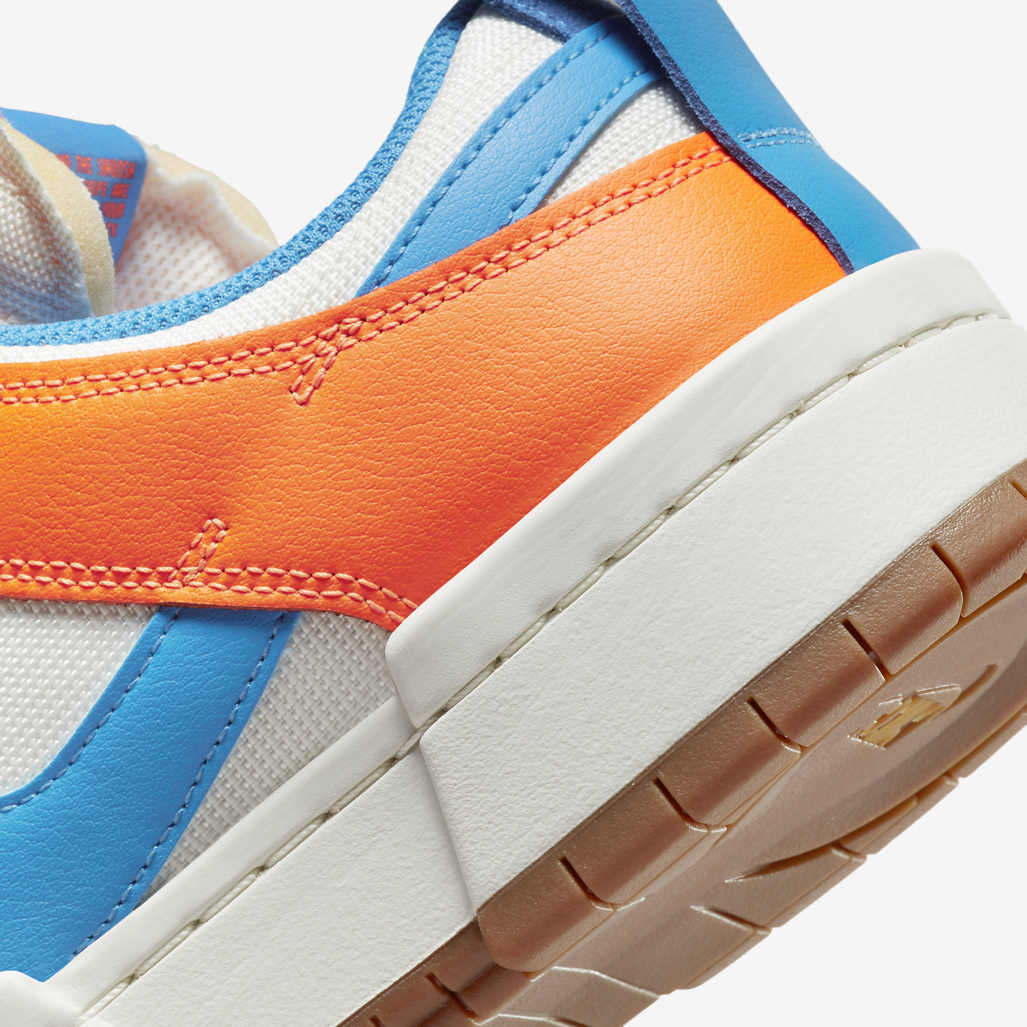 WMNS NIKE DUNK LOW DISRUPT SNEAKERS (CK6654-104)