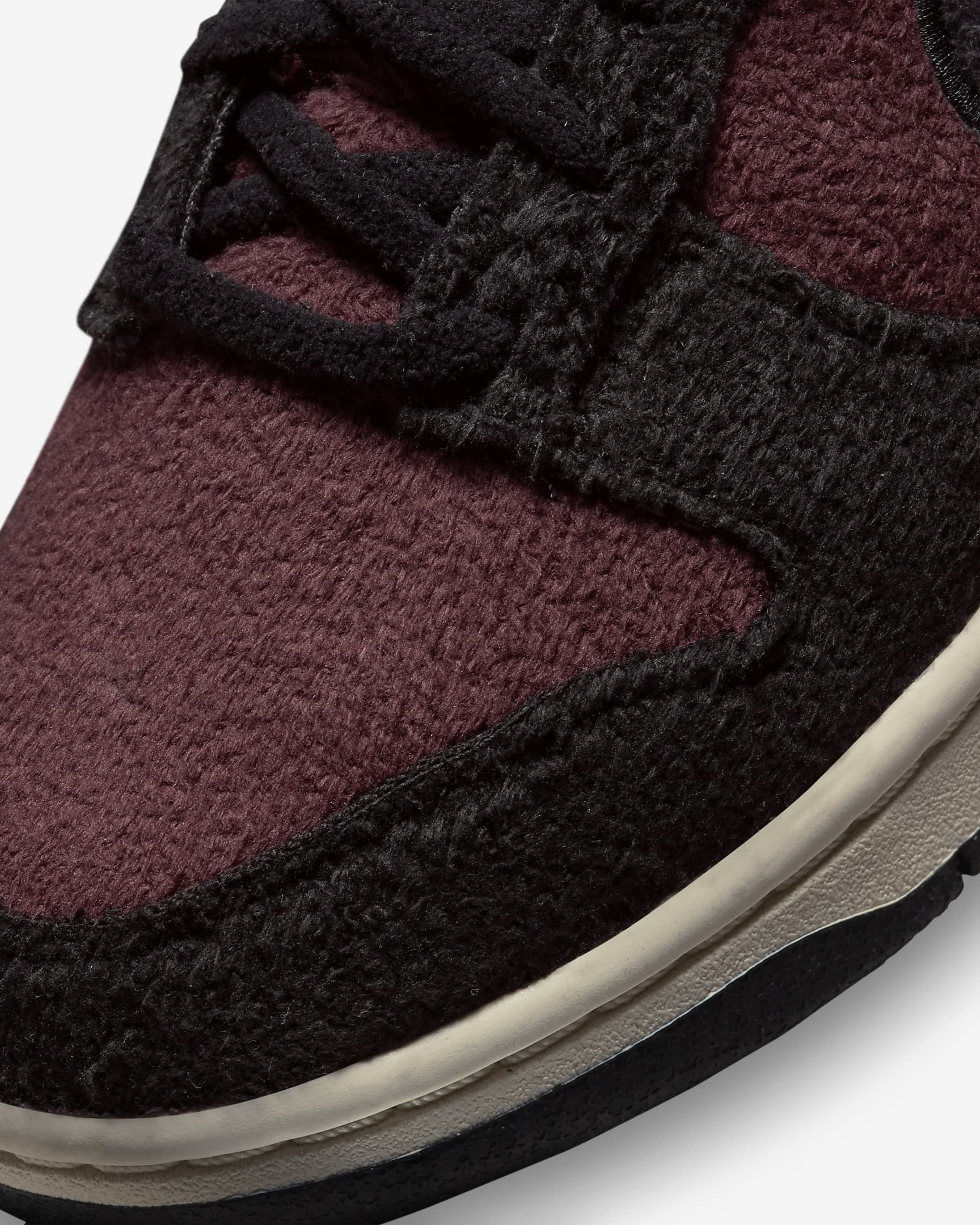 NIKE WMNS DUNK LOW SE CC SNEAKERS (DQ7579-600)