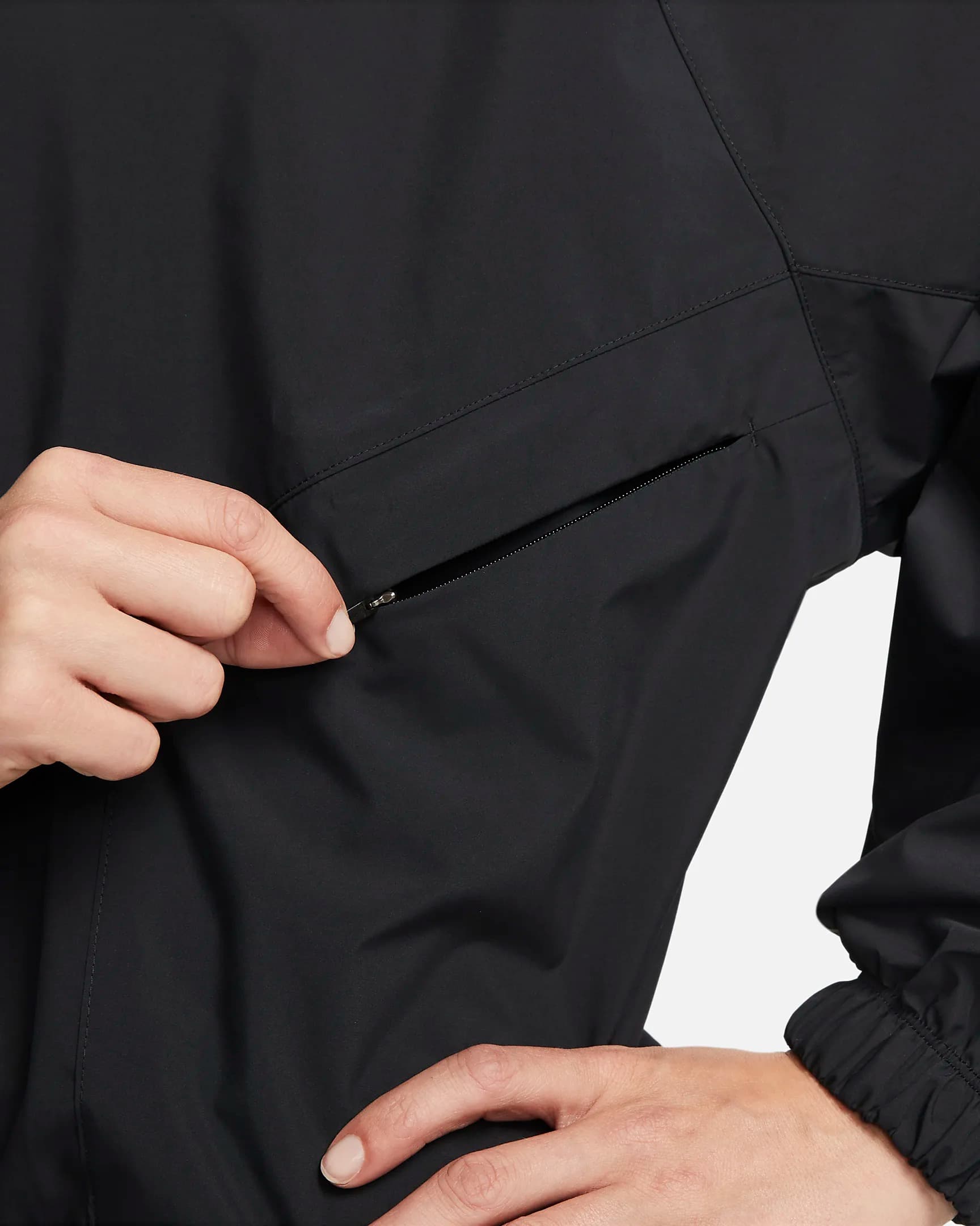 WINDCOAT WMNS NIKE NK SWIFT SF JKT (FB7492-010)