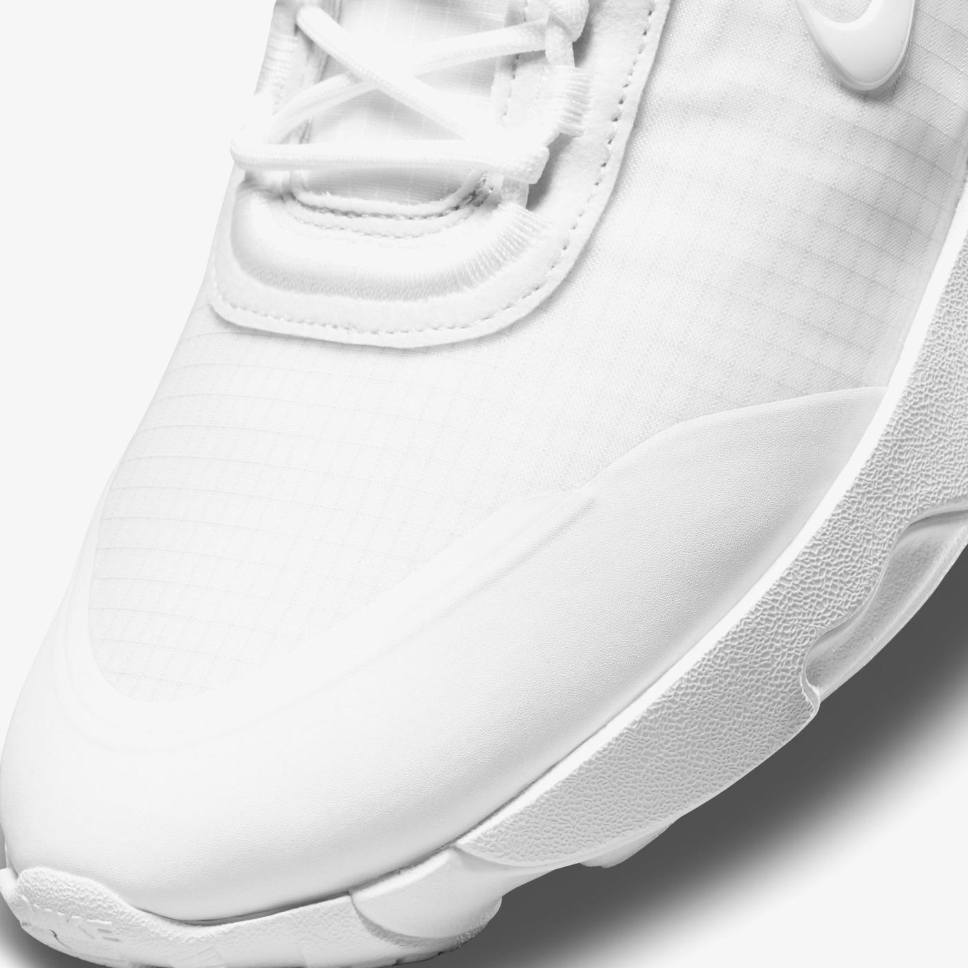 КРОСІВКИ NIKE REACT LIVE (CV1772-101)