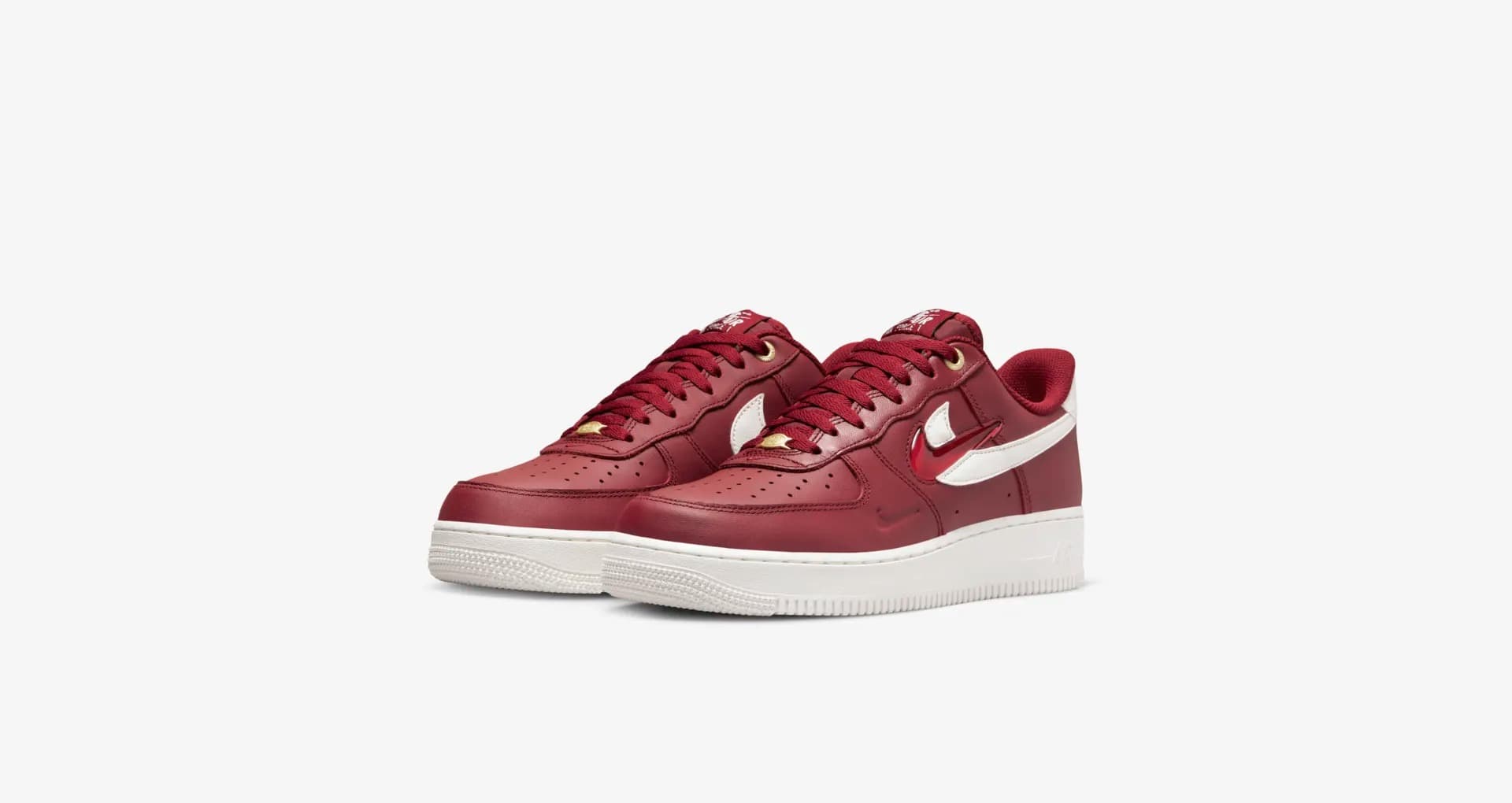 КРОСІВКИ NIKE AIR FORCE 1 07 PRM (DQ7664-600)