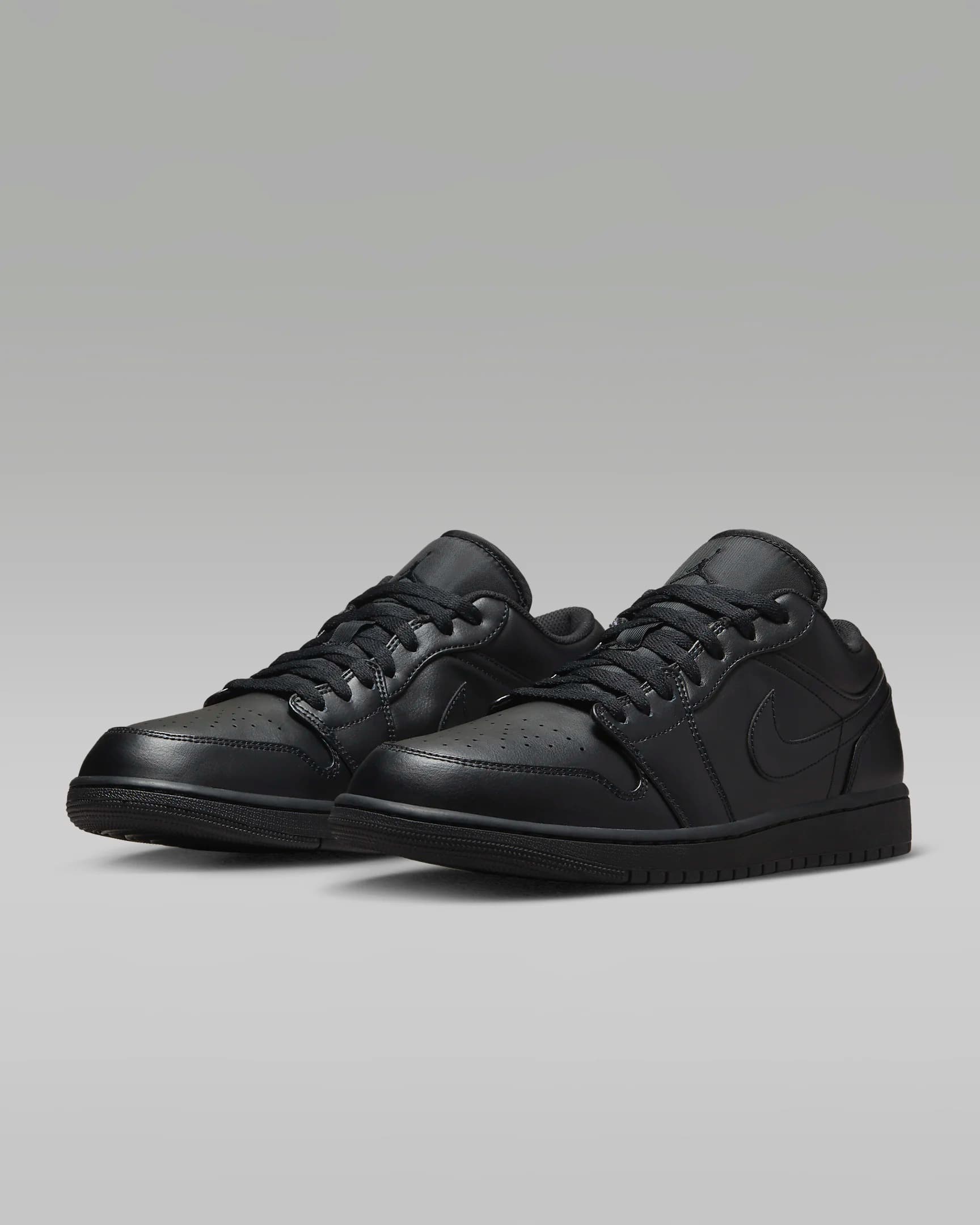 КРОСІВКИ AIR JORDAN 1 LOW (553558-093)