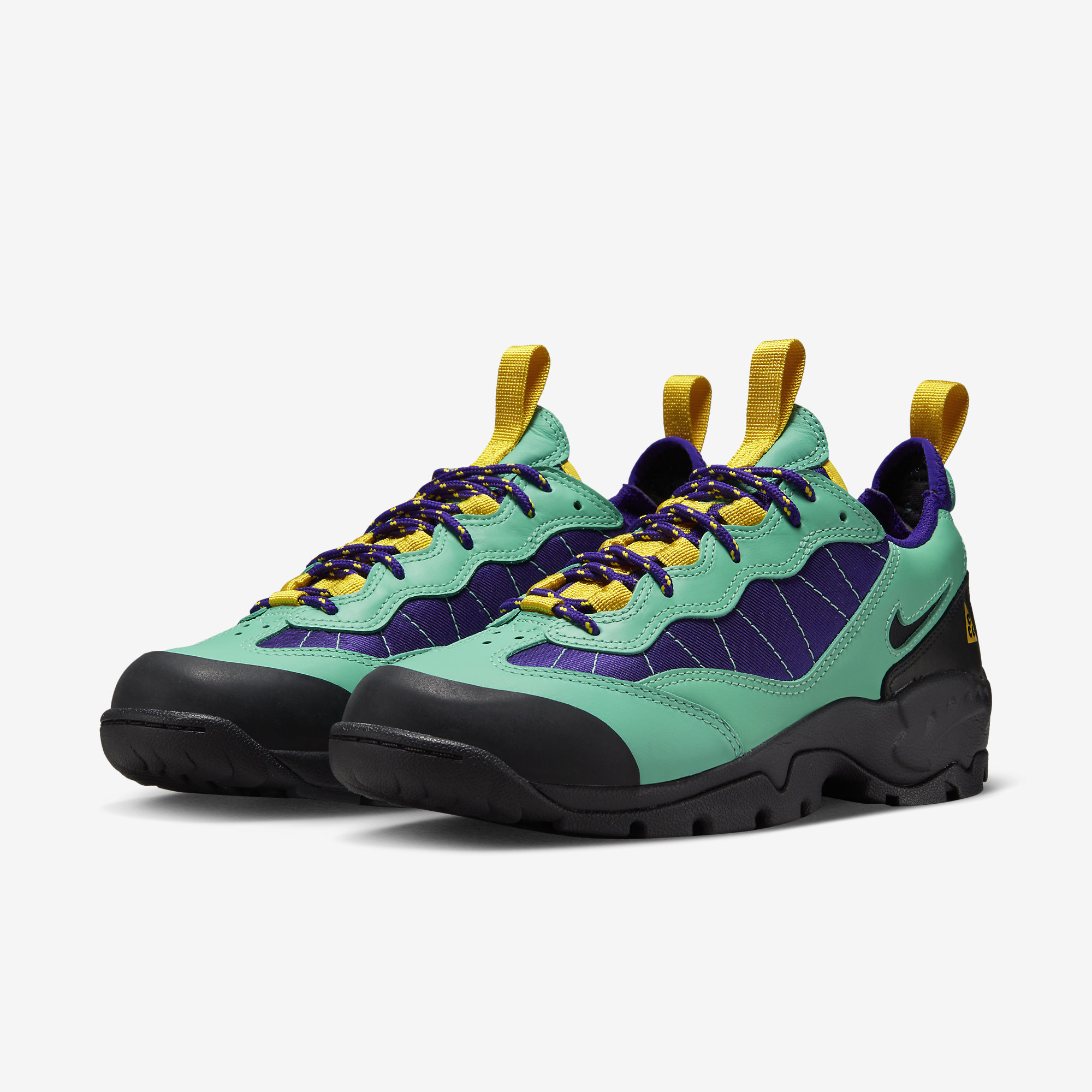 КРОСІВКИ NIKE ACG AIR MADA (DO9332-300)