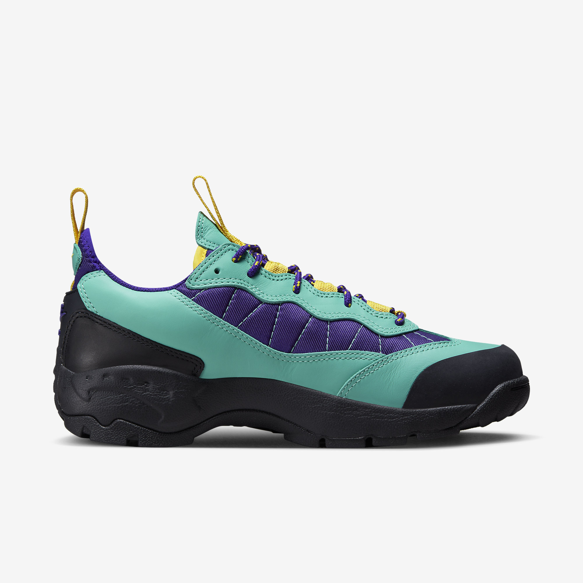 NIKE ACG AIR MADA SNEAKERS (DO9332-300)