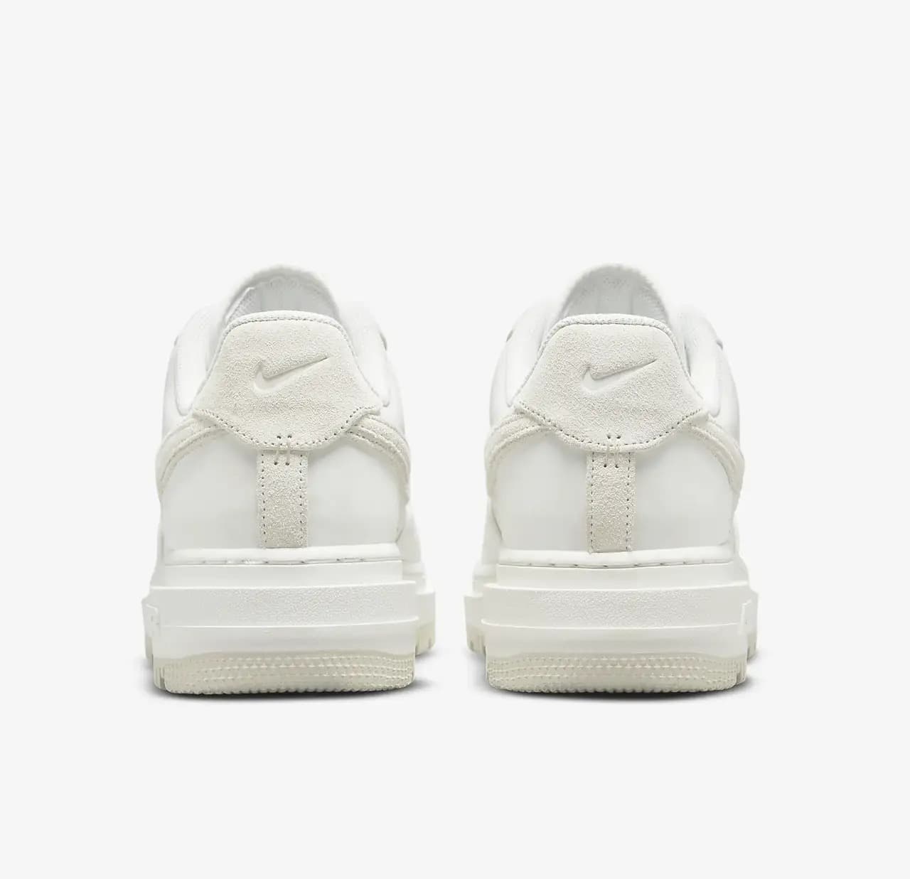 NIKE AIR FORCE 1 LUXE SNEAKERS (DD9605-100)