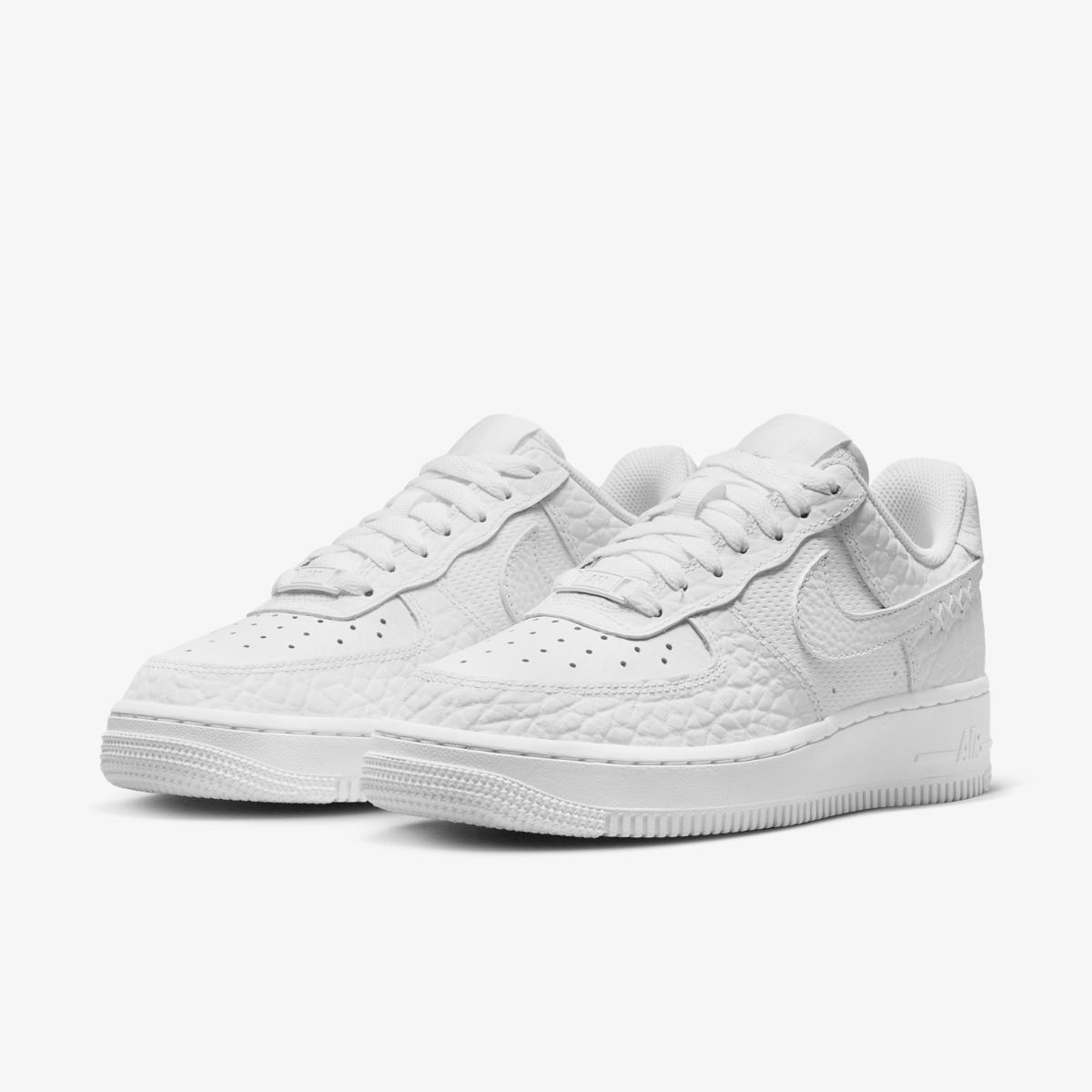 КРОСІВКИ NIKE AIR FORCE 1 07 (DZ4711-100)