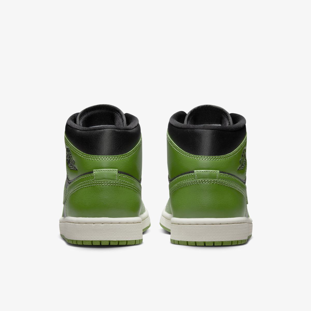 WMNS AIR JORDAN 1 MID SNEAKERS (BQ6472-031)