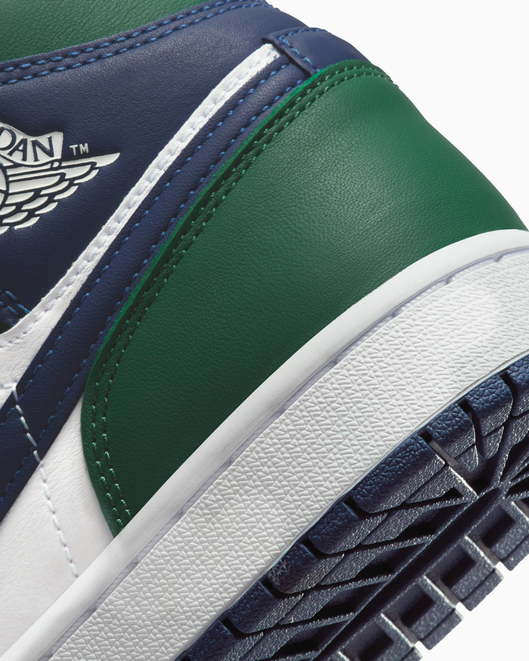 SNEAKERS WMNS AIR JORDAN 1 MID SE (DZ5326-300)